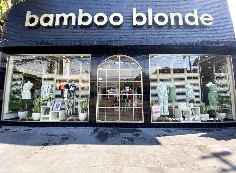 Bamboo Blonde boutique, near Anam Villa