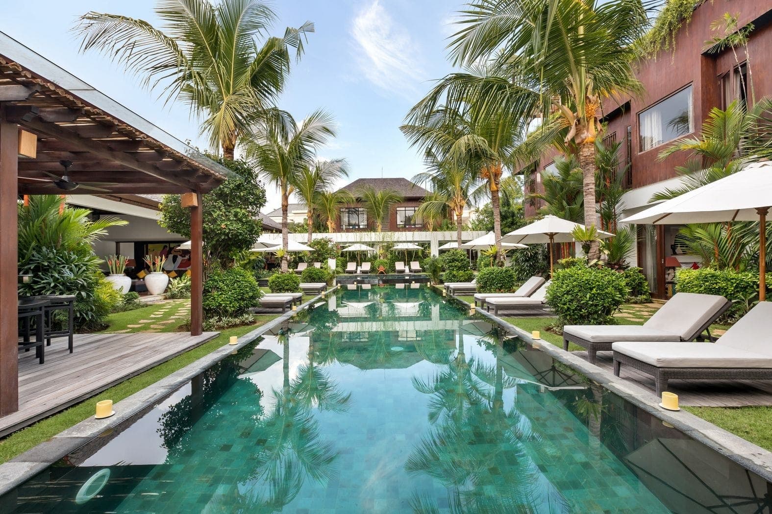 2 Private Pools