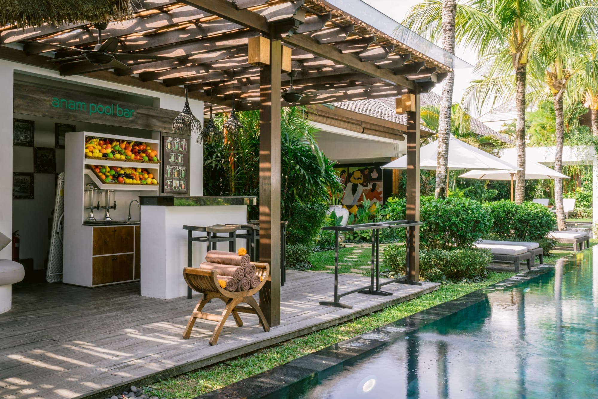 Anam Pool Bar